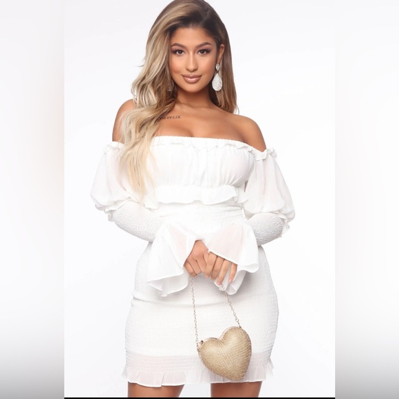 Fashion Nova Kiss And Tell Smocked Mini Dress Size S - Picture 4 of 5